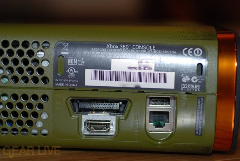 Хакеры сумели подключить к xbox one клавиатуру и мышь
