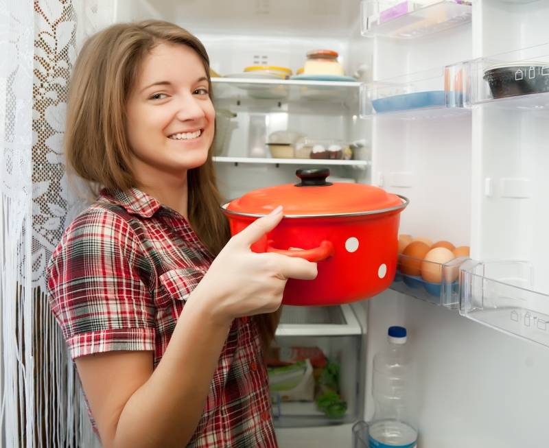 Почему нельзя ставить горячее в холодильник? мифы и реальность
