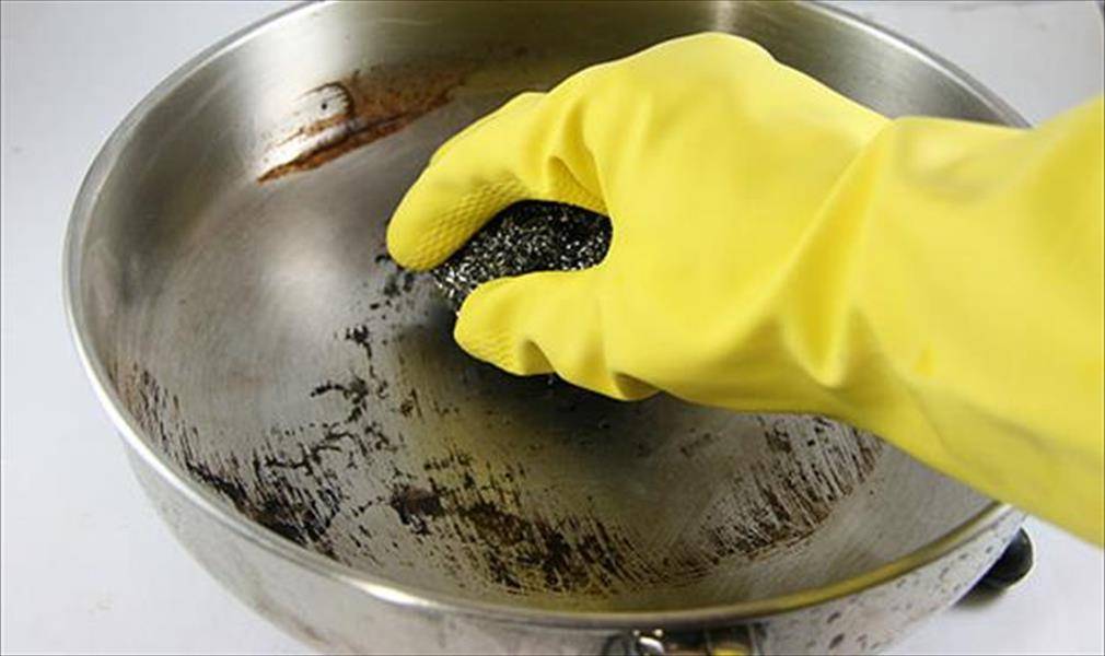 Продлить жизнь пригоревшей кастрюле. 20 советов домашним хозяйкам: как отмыть пригоревшую кастрюлю и не испортить её