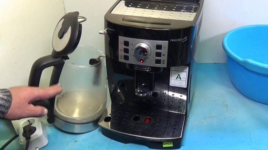 Как почистить кофемашину от накипи и кофейных масел