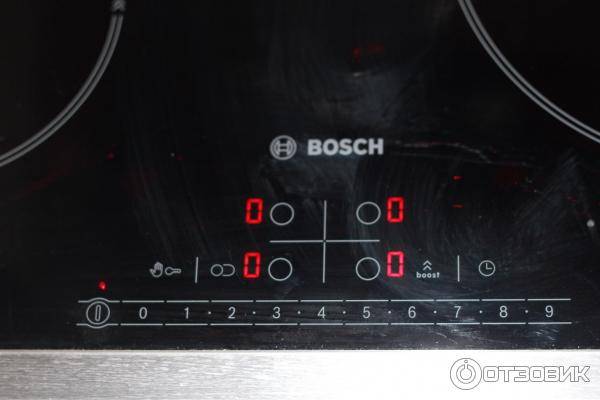 Бош не включается. Bosch варочная панель ошибка f2. Плита Bosch индукционная кнопки управления. Варочная панель Bosch ошибка 513. Варочная панель панель Bosch индикация.