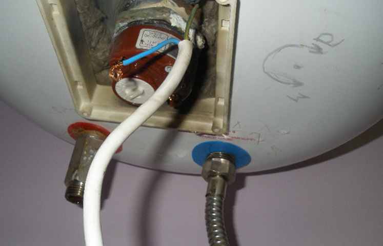 Водонагреватель электрический не греет или плохо греет воду (индикатор горит) - причины и способы устранения неполадок