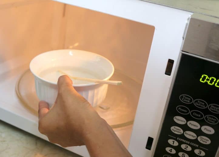 Какую посуду можно и нельзя использовать в микроволновке (памятка): стекло, пластик, фарфор