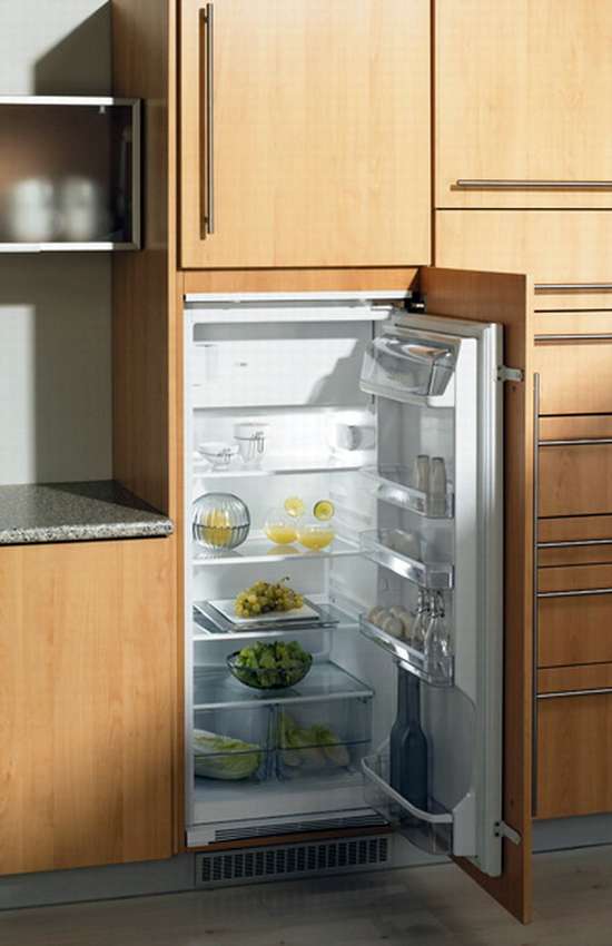 Как встроить обычный холодильник в гарнитур
