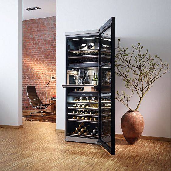 Винные шкафы для дома: какой лучше выбрать для хранения вина