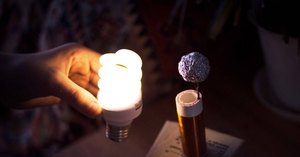 Как сделать освещение на дачном участке без подключения электричества – советы по самостоятельному ремонту от леруа мерлен в москве