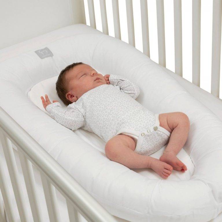 Какое одеяло выбрать для новорожденного? разбираемся в тонкостях ассортимента
