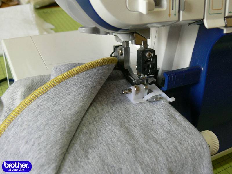 Как шить трикотаж на обычной швейной машине: все о трикотажном шве