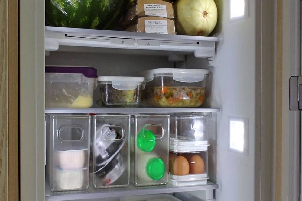 Можно ли ставить горячее в холодильник и что будет если поставить