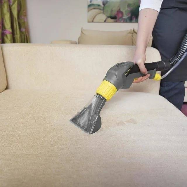 Как чистить мягкую мебель (диван) пароочистителем?