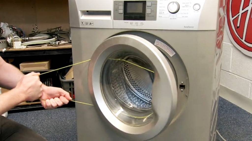 Как открыть стиральную машинку, если она заблокирована: видео, советы