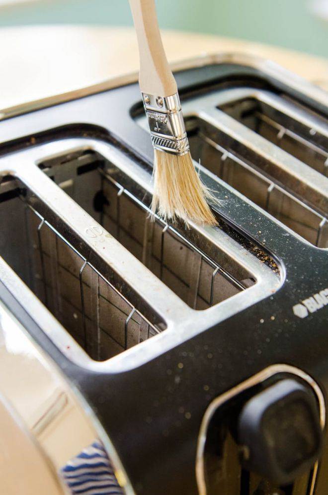 Как почистить тостер внутри: инструкция