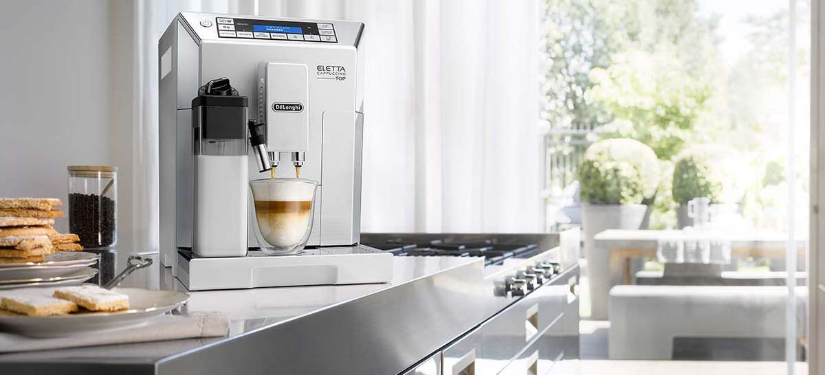 Как выбрать лучшую профессиональную кофемашину: их виды, параметры подбора, обзор популярных капельных, рожковых и капсульных моделей, их плюсы и минусы