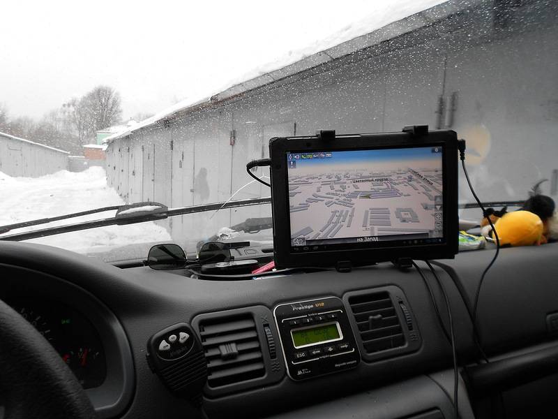Как выбрать, подключить и использовать планшет вместо навигатора в автомобиле