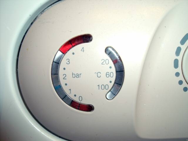 Падает давление в системе отопления? 3 способа это исправить!