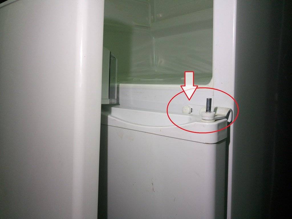 Дверь холодильника туго открывается — что делать? ваш вопрос — наш ответ!