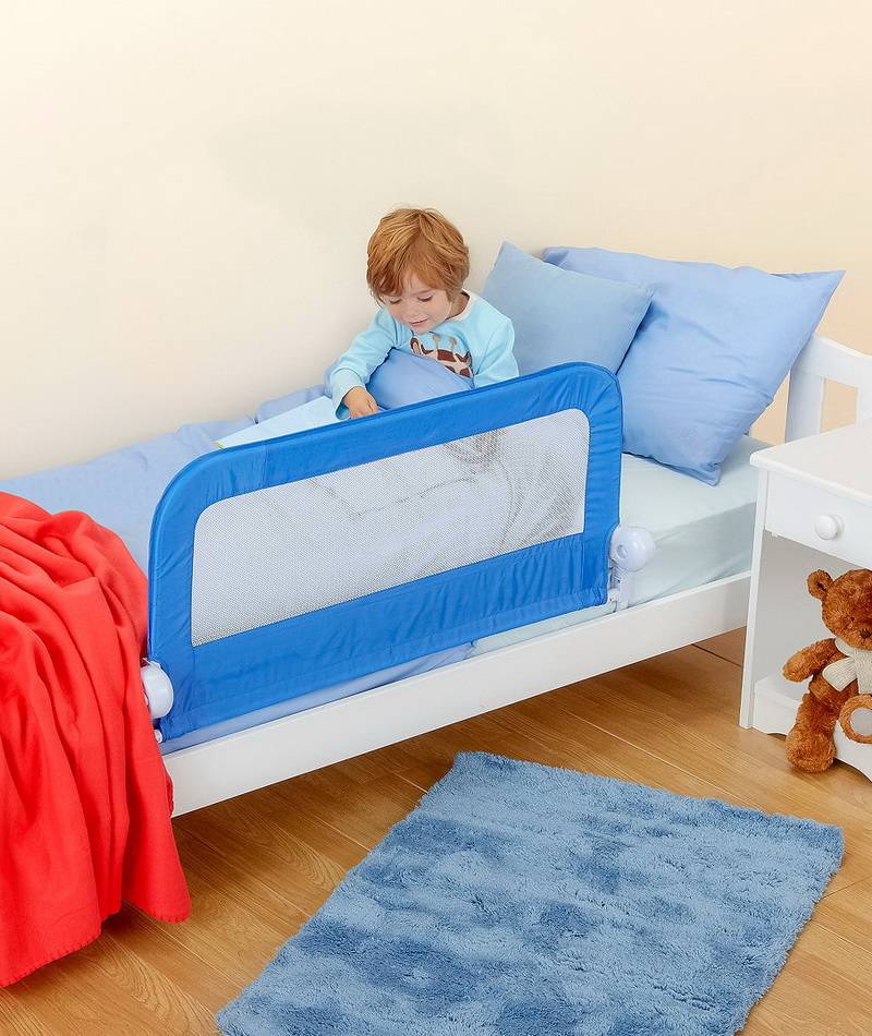 Ограничитель для кровати (33 фото): барьер от падений на взрослую и детскую кроватку, защитный боковой борт своими руками, высота и длина