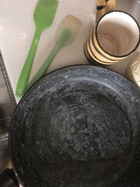 Сковородки-убийцы: как выбрать идеальную посуду и выжить