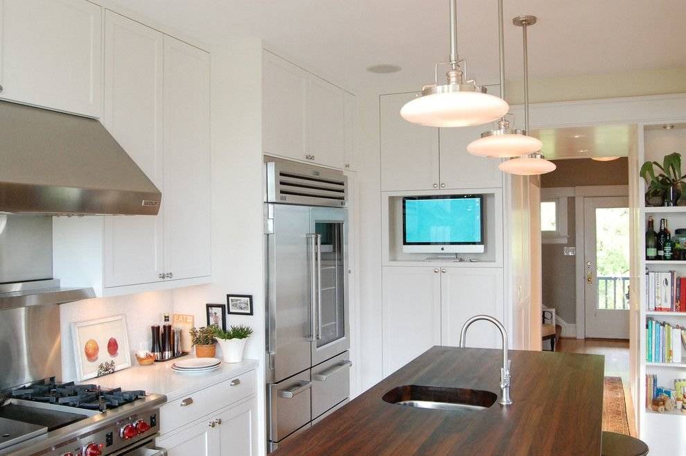 Телевизор на кухню: варианты размещения, встраивание в гарнитур, куда повесить | дизайн и фото