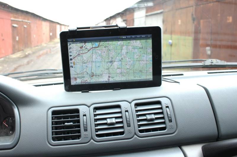 Выбор планшета в машину: обзор автомобильных планшетов в качестве навигатора, видеорегистратора и магнитолы