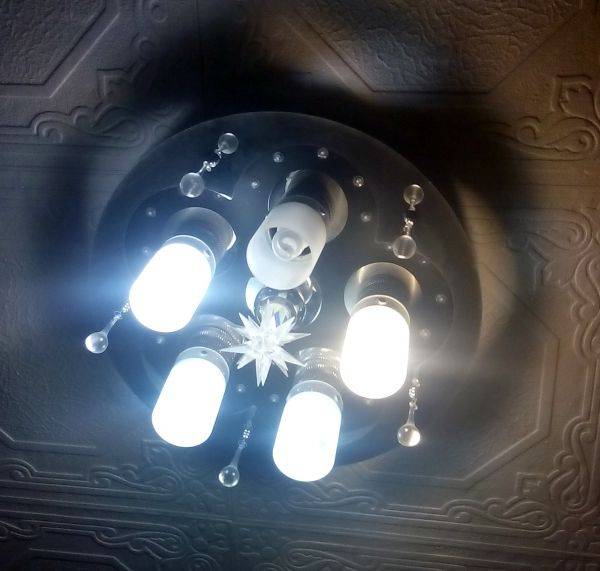 Самостоятельная замена галогеновых ламп на светодиодные в люстре