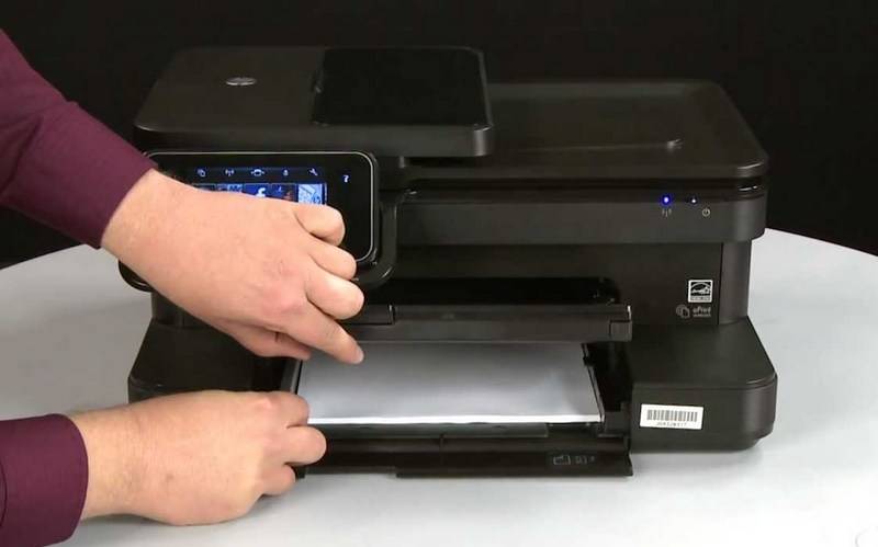 Что делать, если принтер не захватывает бумагу: почему принтер не берёт бумагу