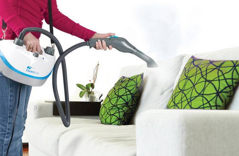 Чистка мягкой мебели пароочистителем в домашних условиях