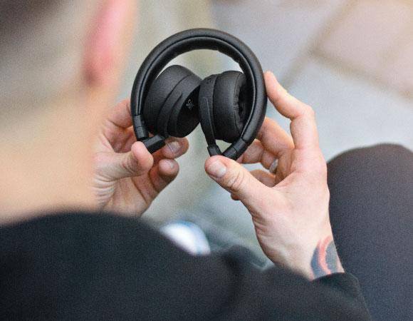 Обзор наушников jays a-seven wireless: стильные, доступные, алюминиевые | headphone-review.ru все о наушниках: обзоры, тестирование и отзывы