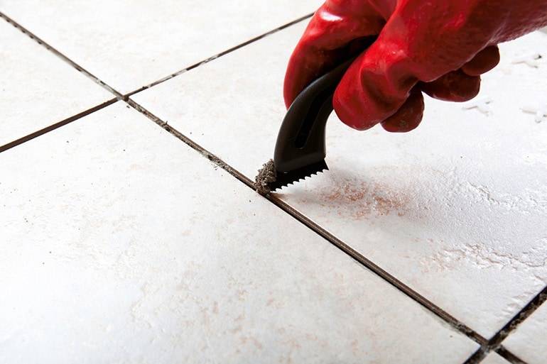 Как отмыть швы между плиткой на полу: способы чистки меж плиточных швов