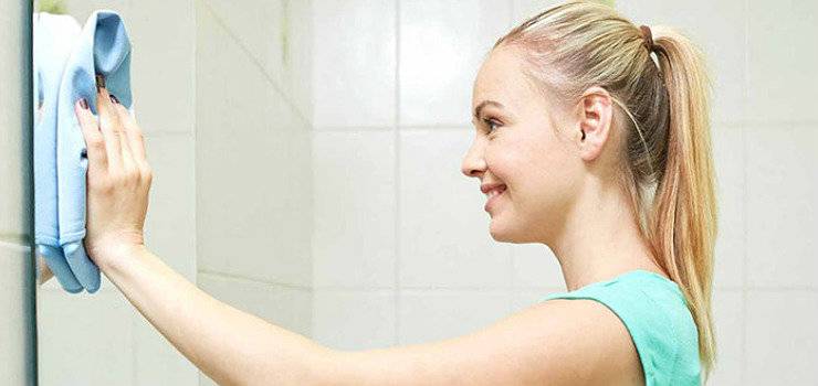 Как помыть зеркало без разводов в домашних условиях - различные методы