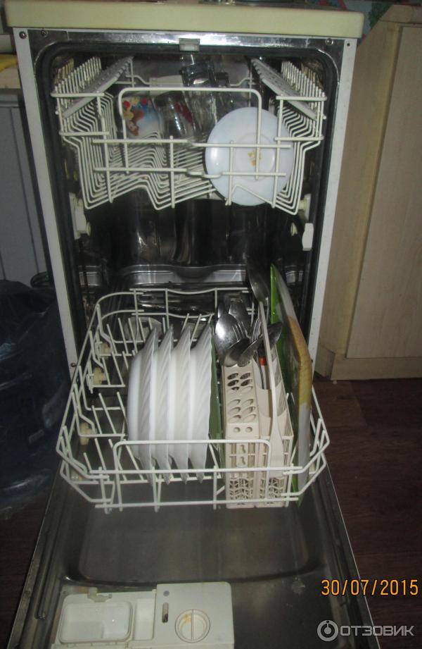 Достоинства и недостатки посудомоечной машины