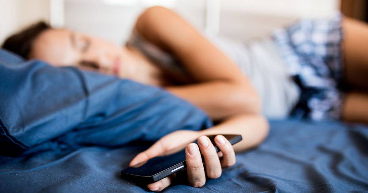 5 причин, почему категорически нельзя засыпать с включенным телевизором :: инфониак