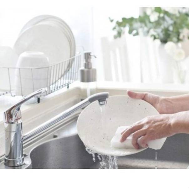 Чем качественно помыть посуду в холодной воде?