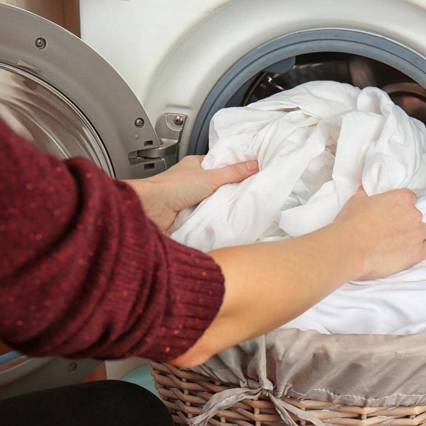Можно ли стирать клеёнку в стиральной машине: варианты для разных материалов