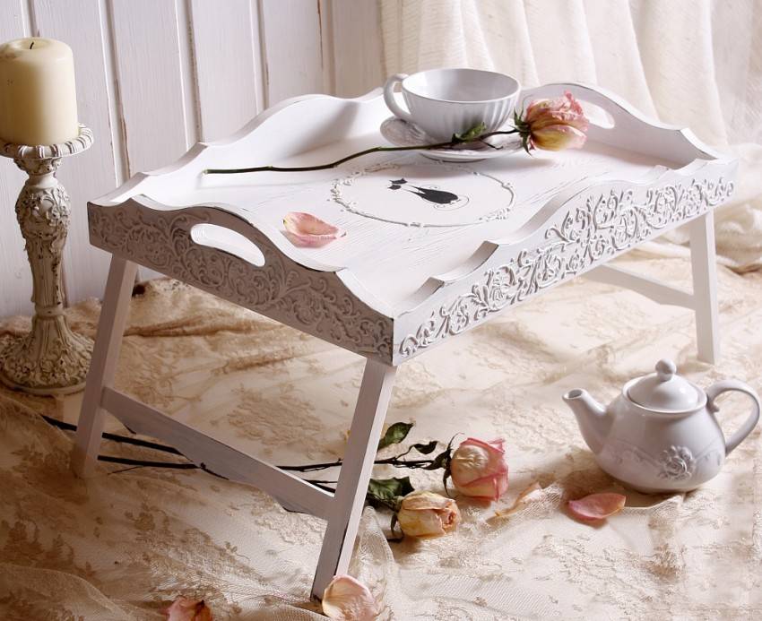 Столик  "завтрак в постель"  из бросового материала. | страна мастеров