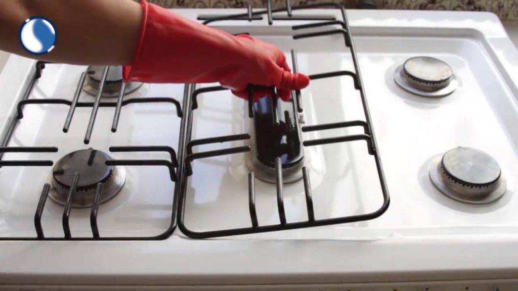 Как и чем отмыть решетку газовой плиты от жира и нагара в домашних условиях: обзор лучших способов