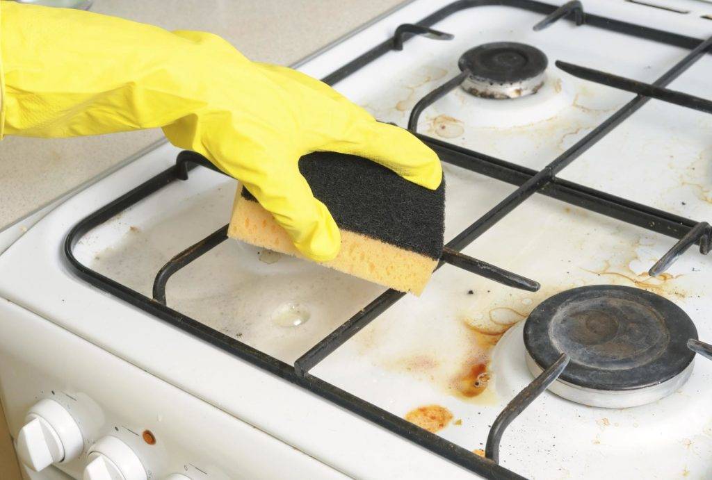 Как без труда очистить решётку плиты