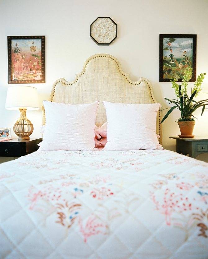 Картины для спальни на стену и над кроватью — обзор всех вариантов. инструкция как выбрать и где разместить картину в интерьере спальни (100 фото)