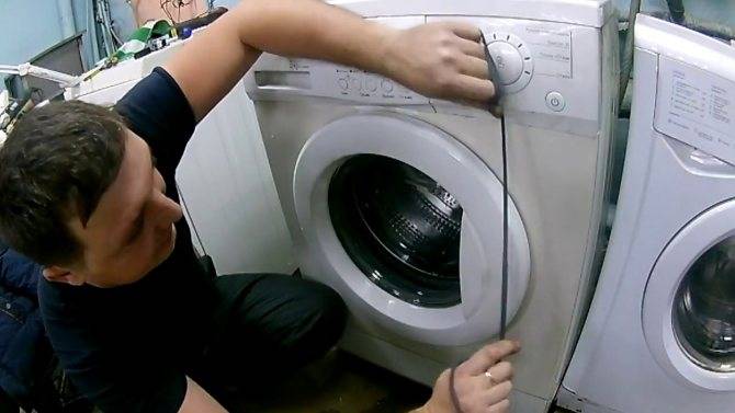 Почему не блокируется дверь в стиральной машине и как устранить неисправность
