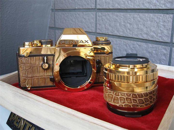 11 самых дорогих в мире камер