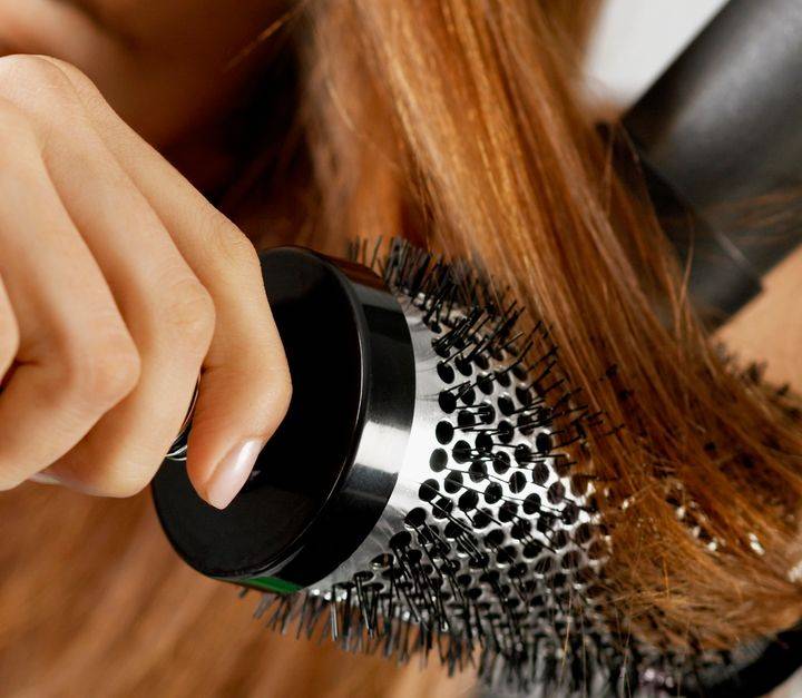 Как быстро высушить волосы без фена? наводим красоту в экстренных условиях! :: syl.ru