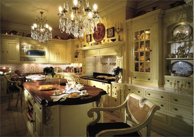 Дизайн кухни в классическом стиле. интерьер кухни в стиле классика