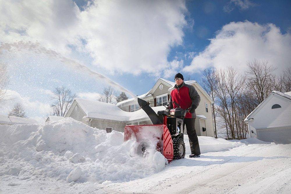 Топ-16 лучших бензиновых и электрических снегоуборщиков: обзор + советы, как выбрать снегоуборочную машину