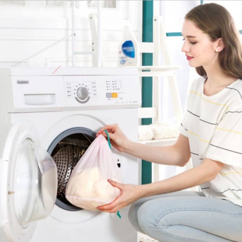 Можно ли и как стирать клеенку в стиральной машине