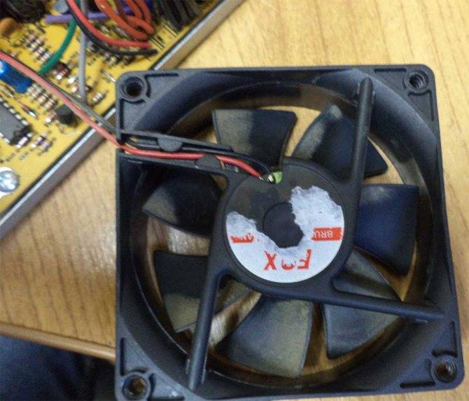 Чем можно смазать вентилятор в компьютере