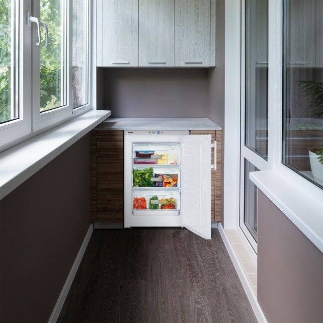 Холодильник на балконе зимой: когда можно и когда нельзя ставить