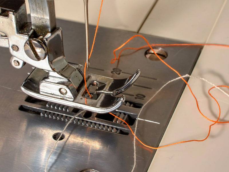 Почему петляет нижняя нить в швейной машине и что делать? причины неисправности