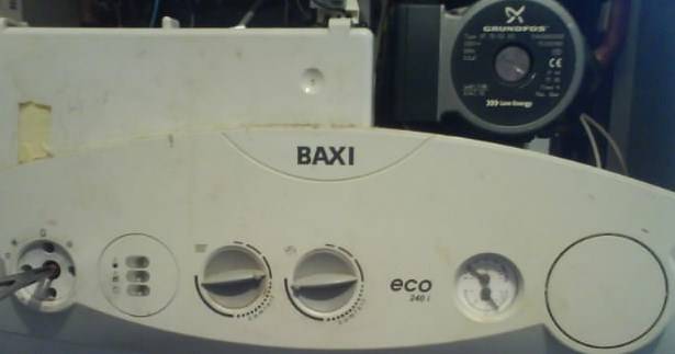 Бакси плохо греет воду. Котел Baxi Eco 240 i. Котел Baxi Eco 240. Котел Baxi Eco 240 Fi. Baxi Eco 240 Fi перемычка.