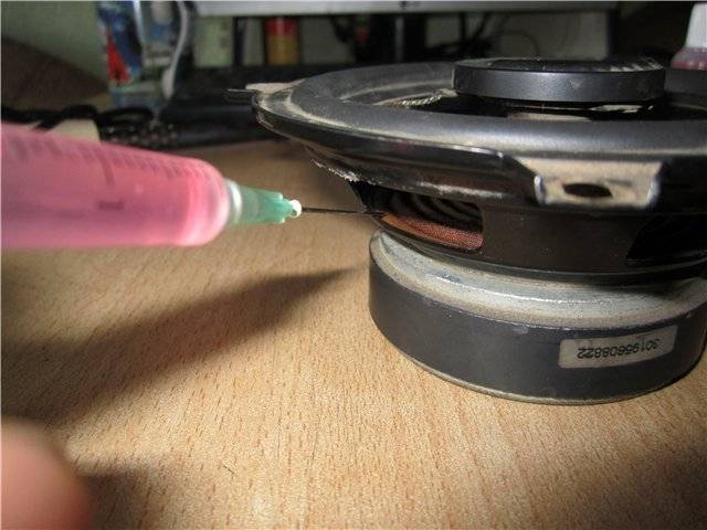 Почему хрипят колонки