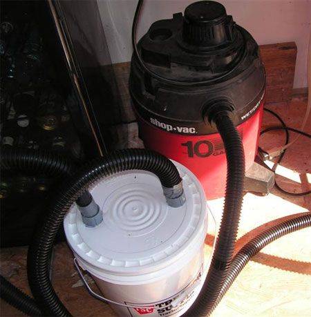 Простой и дешевый циклонный пылеуловитель для пылесоса из двух ведер